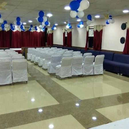 Hotel Sukh Sagar Gwalior Eksteriør bilde
