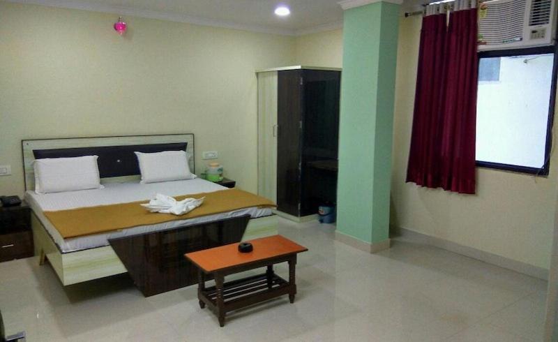 Hotel Sukh Sagar Gwalior Eksteriør bilde